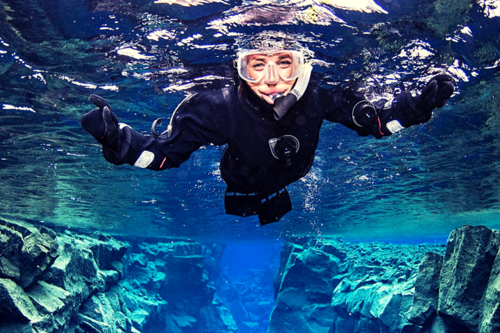 Dry Suit Snorkel Tour in Silfra